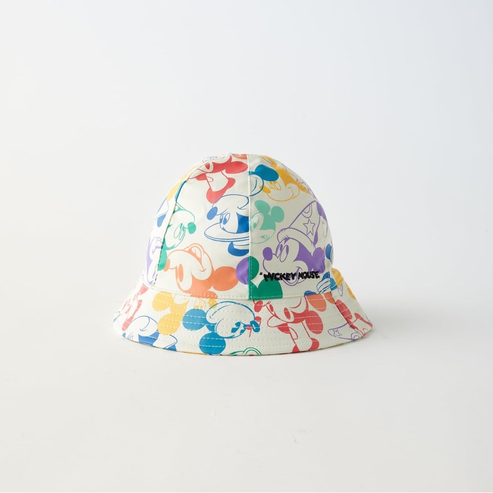 NWOT New Mickey Mouse Bucket Hat